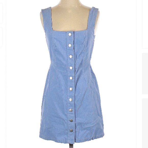 Urban Outfitters White Denim Button-Down Dress - Picture 5 of 6